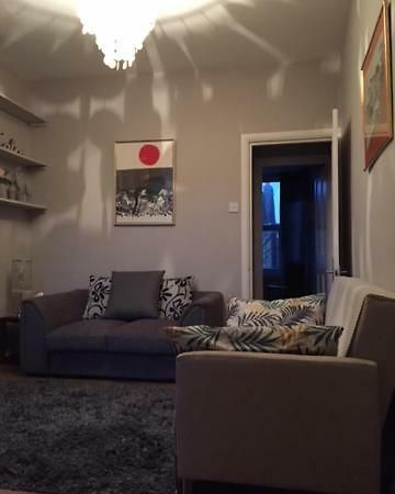 Perfect 2 Bedroom Flat Shepherds Bush W12 Londra Dış mekan fotoğraf