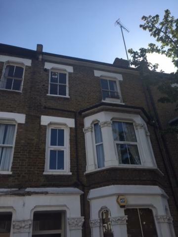 Perfect 2 Bedroom Flat Shepherds Bush W12 Londra Dış mekan fotoğraf